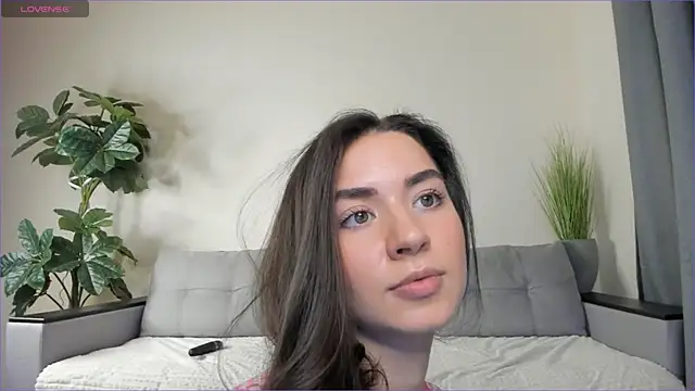 NicoleLuv online show from 02/06/25, 07:18