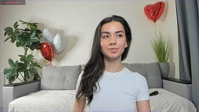 NicoleLuv online show from 03/10/25, 07:18