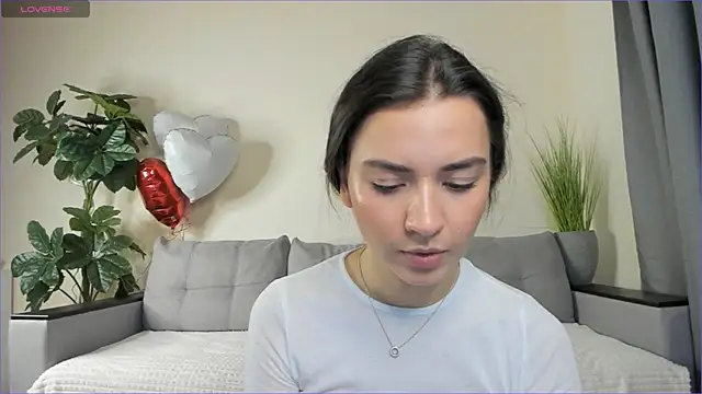 NicoleLuv online show from 03/17/25, 04:11