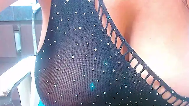 Snapshot of sexy_lady_0 chatting on 12/12/24, 12:48 sexy lady 0 online show from 12/12/24, 12:48