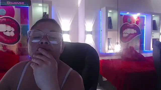 sexy lady 0 online show from 11/10/25, 08:41