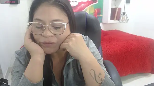 sexy lady 0 online show from 11/14/25, 05:44