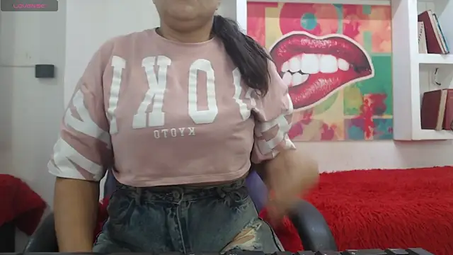 sexy lady 0 online show from 11/18/25, 11:36