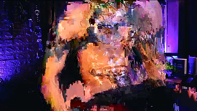 Snapshot of DemonKush-- chatting on 10/26/25, 03:34 DemonKush-- online show from 10/26/25, 03:34