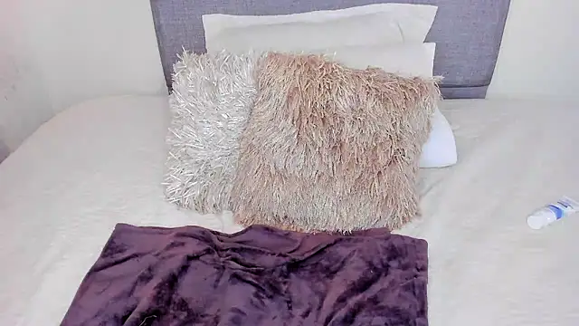 MeganCherryy online show from 12/05/24, 12:19