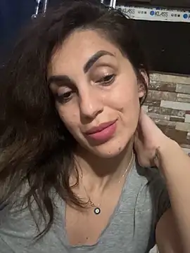 EmaSkyes online show from 10/17/25, 06:43