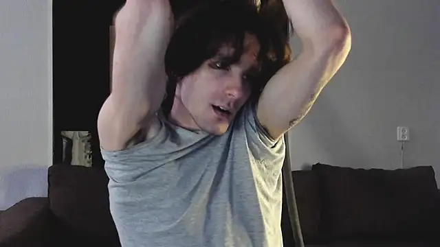 Snapshot of misterhult chatting on 12/02/24, 03:14 misterhult online show from 12/02/24, 03:14