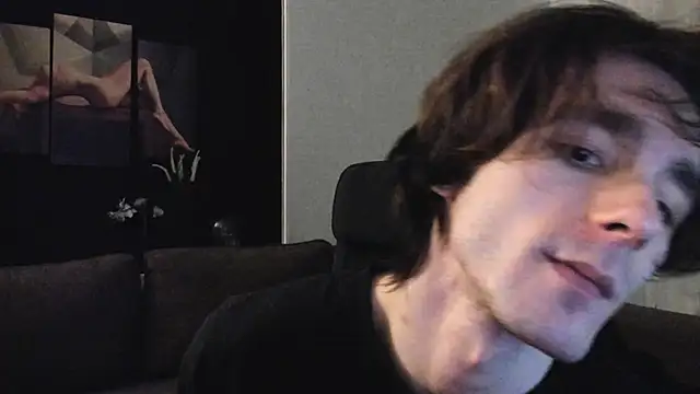 Snapshot of misterhult chatting on 12/03/24, 04:25 misterhult online show from 12/03/24, 04:25