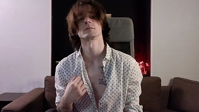 Snapshot of misterhult chatting on 01/23/25, 02:28 misterhult online show from 01/23/25, 02:28