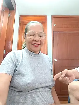 Snapshot of MATTHEW_MRANDA chatting on 02/26/25, 08:44 MATTHEW MRANDA online show from 02/26/25, 08:44