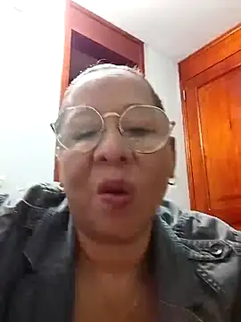 Snapshot of MATTHEW_MRANDA chatting on 03/09/25, 11:03 MATTHEW MRANDA online show from 03/09/25, 11:03