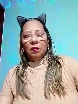 Snapshot of MATTHEW_MRANDA chatting on 09/13/25, 12:10 MATTHEW MRANDA online show from 09/13/25, 12:10