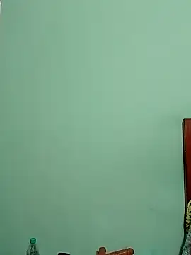 Snapshot of MATTHEW_MRANDA chatting on 09/18/25, 03:30 MATTHEW MRANDA online show from 09/18/25, 03:30