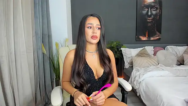 Sonia  Rey online show from 10/17/25, 07:22