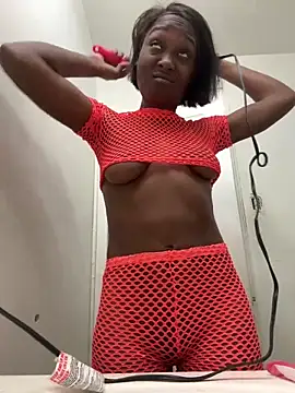 Snapshot of honeybrow chatting on 12/23/24, 01:35 honeybrow online show from 12/23/24, 01:35