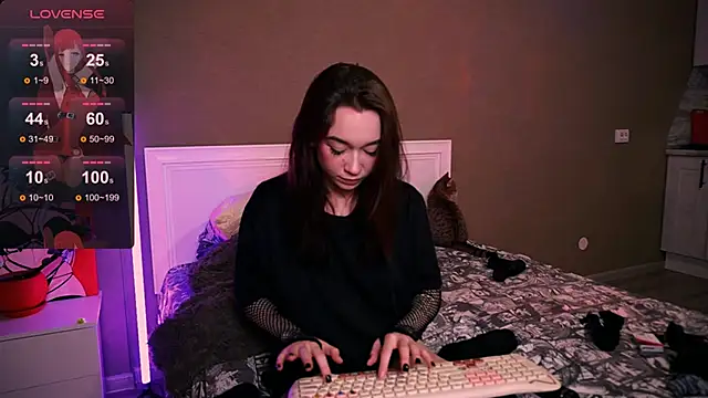 Kimiko   online show from 10/10/25, 10:25