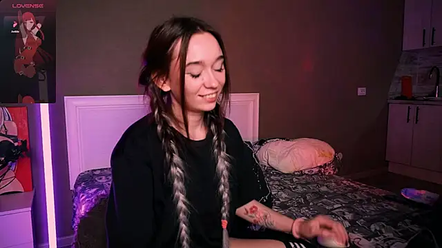 Kimiko   online show from 10/10/25, 10:31