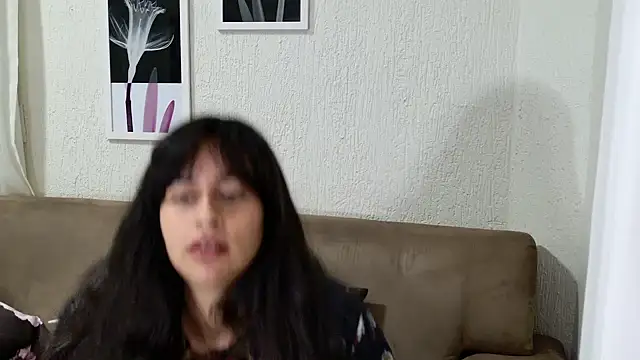 Snapshot of Blue_butterfly chatting on 03/02/25, 05:12 Blue butterfly online show from 03/02/25, 05:12