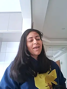 Snapshot of Blue_butterfly chatting on 10/21/25, 04:19 Blue butterfly online show from 10/21/25, 04:19