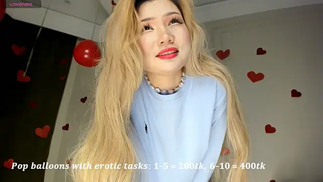 Xiao Mei  online show from 02/15/25, 12:48