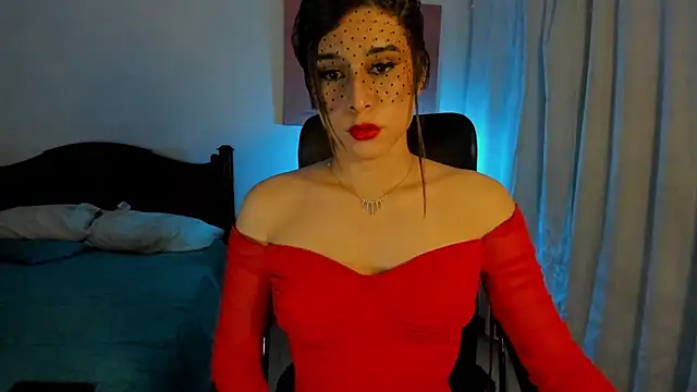 Snapshot of misstresbigcockts chatting on 10/19/25, 10:10 misstresbigcockts online show from 10/19/25, 10:10