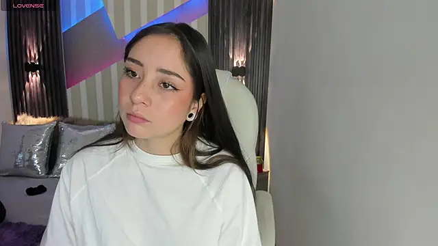 emily layton online show from 01/29/25, 02:32
