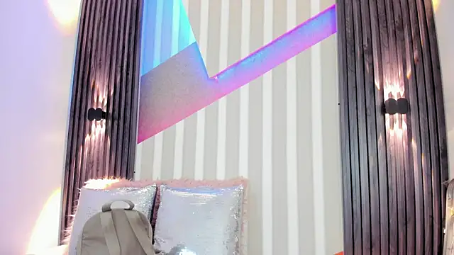 emily layton online show from 10/07/25, 02:36