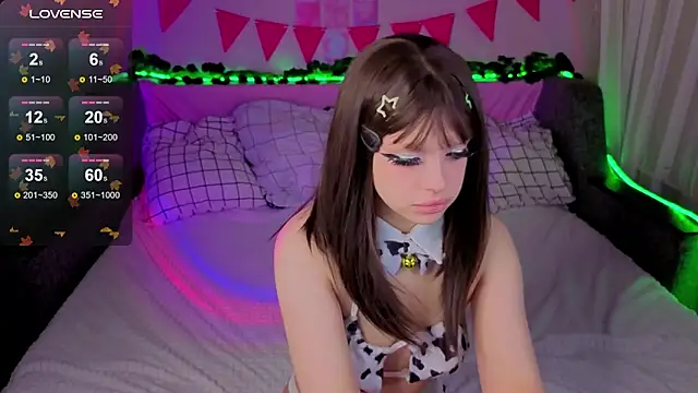 MonikaMayson online show from 11/25/25, 05:40