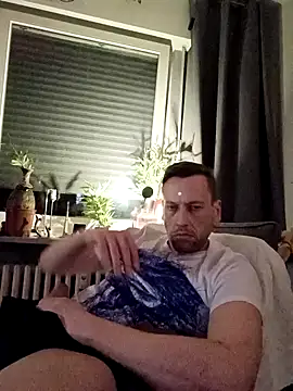 Jastra online show from 11/12/25, 07:57