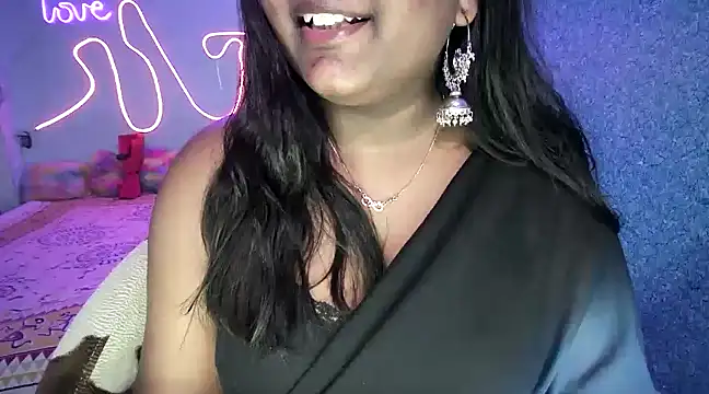 Snapshot of expression_queen chatting on 01/29/25, 08:56 expression queen online show from 01/29/25, 08:56