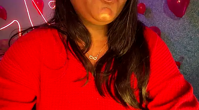 Snapshot of expression_queen chatting on 02/15/25, 08:54 expression queen online show from 02/15/25, 08:54