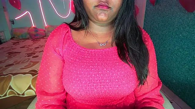 Snapshot of expression_queen chatting on 02/19/25, 09:47 expression queen online show from 02/19/25, 09:47