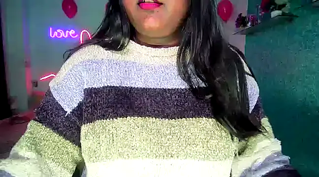 Snapshot of expression_queen chatting on 02/23/25, 06:56 expression queen online show from 02/23/25, 06:56