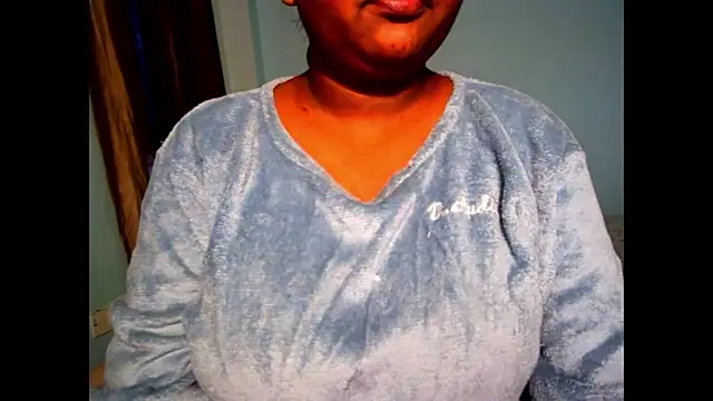 Snapshot of expression_queen chatting on 11/21/25, 10:14 expression queen online show from 11/21/25, 10:14