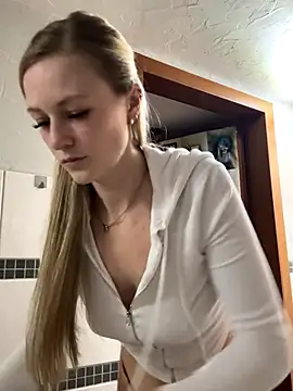 Snapshot of godspot_ chatting on 11/01/25, 03:36 godspot online show from 11/01/25, 03:36