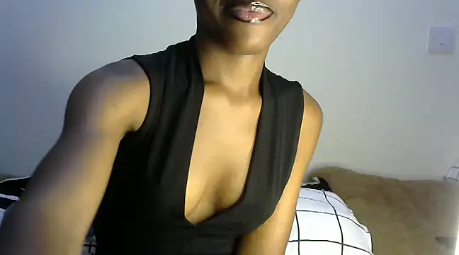 Snapshot of Sugardolly_ chatting on 01/01/25, 04:07 Sugardolly online show from 01/01/25, 04:07