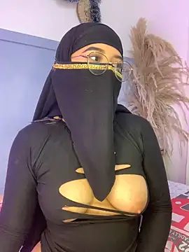 Maisa issa online show from 01/04/25, 03:49