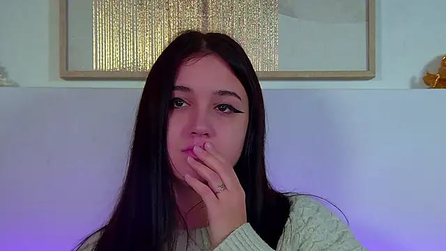 ChristinaMilton online show from 10/05/25, 05:39