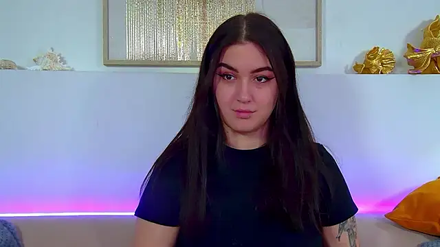 ChristinaMilton online show from 10/07/25, 06:38