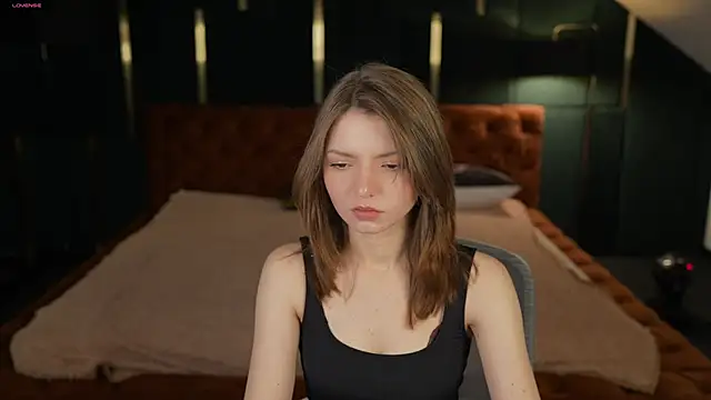 Michelle 054 online show from 11/02/25, 12:02