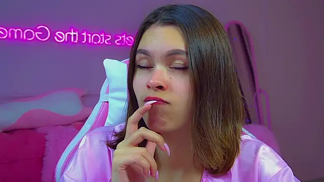 PollyLanders online show from 10/12/25, 06:29