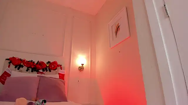 Snapshot of dani_skinny_ chatting on 12/18/24, 02:49 dani skinny online show from 12/18/24, 02:49