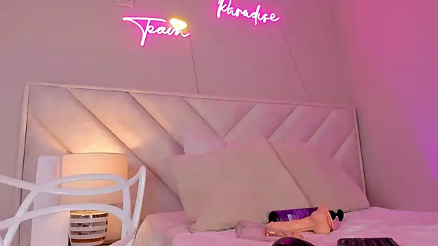 Snapshot of dani_skinny_ chatting on 02/13/25, 09:49 dani skinny online show from 02/13/25, 09:49