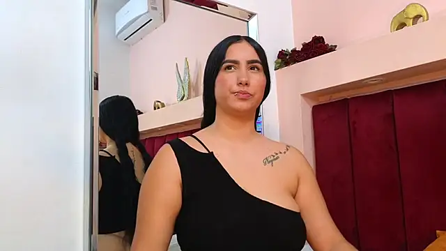 JESSYCORTES online show from 01/24/25, 04:49