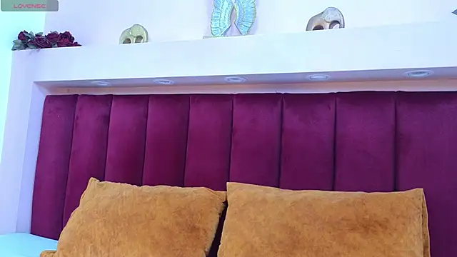 JESSYCORTES online show from 02/05/25, 02:05