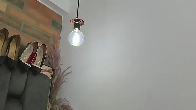 JESSYCORTES online show from 10/17/25, 02:41