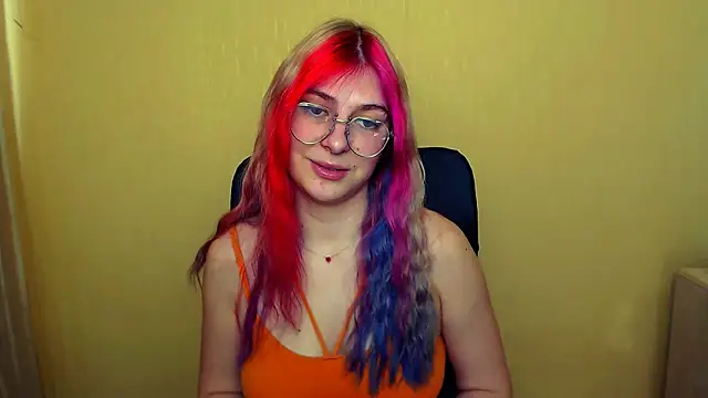 Luna Lush  online show from 02/25/25, 12:13