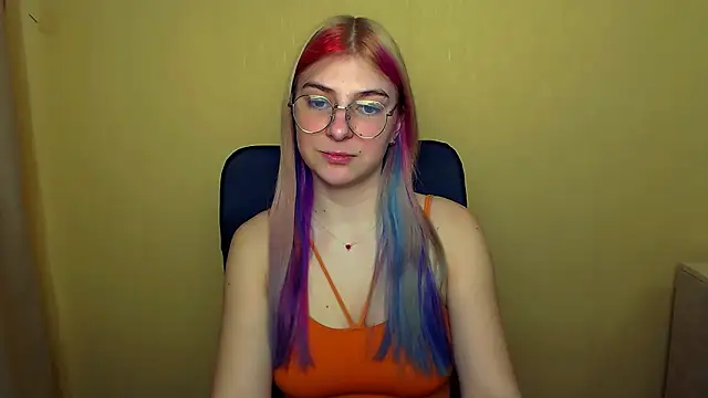 Luna Lush  online show from 03/19/25, 08:45