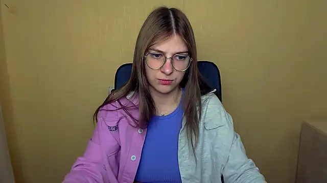 Luna Lush  online show from 10/10/25, 09:08