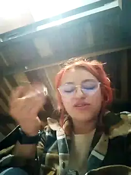 Snapshot of SophiaWeestt99 chatting on 02/07/25, 01:36 SophiaWeestt99 online show from 02/07/25, 01:36